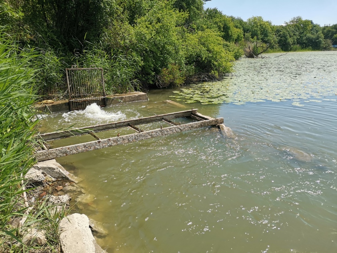 Atkai gravitációs zsilip